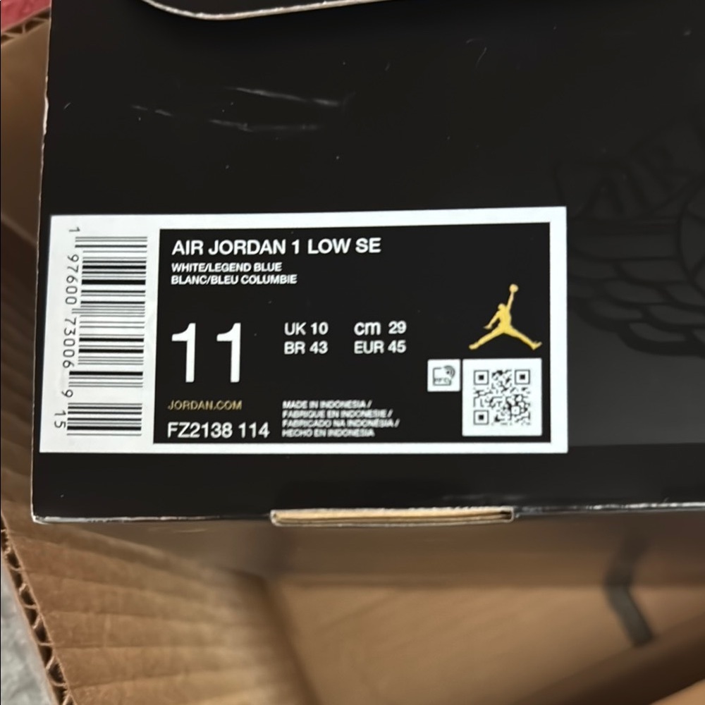 Air Jordan 1 Low SE Sneakers
